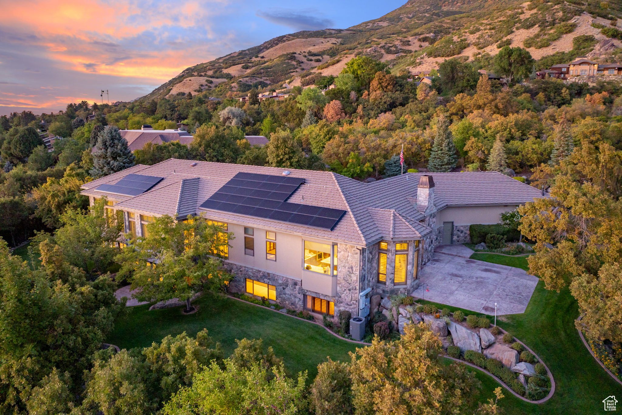 SHADOW VALLEY - Residential