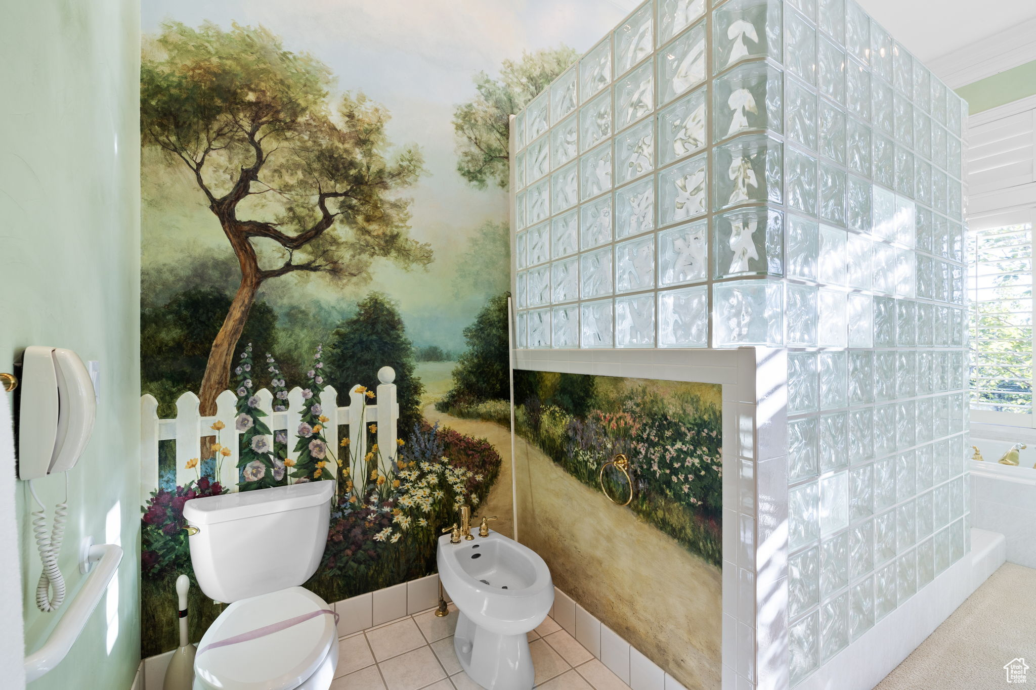 SHADOW VALLEY - Residential