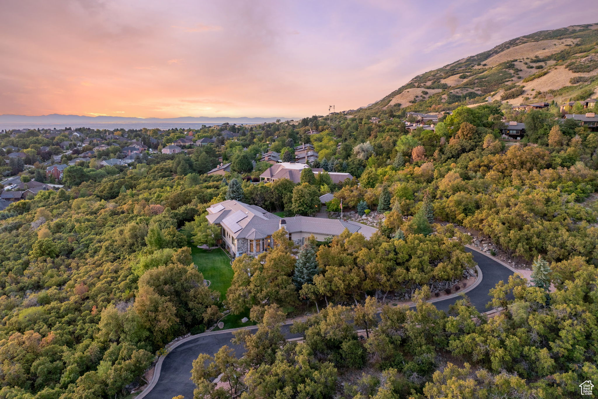 SHADOW VALLEY - Residential