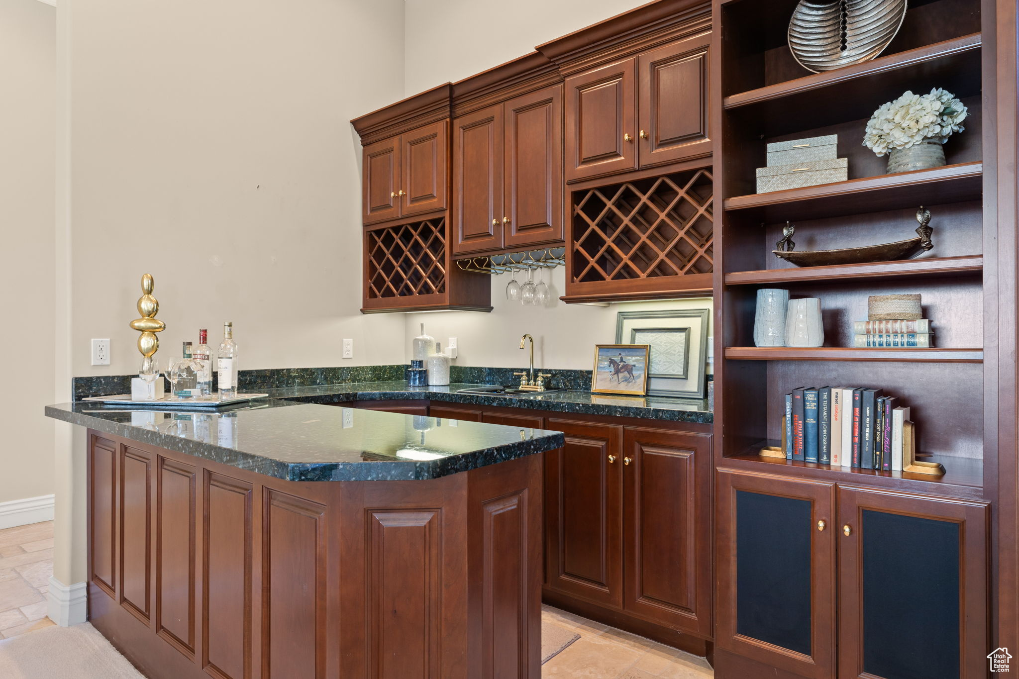 SHADOW VALLEY - Residential