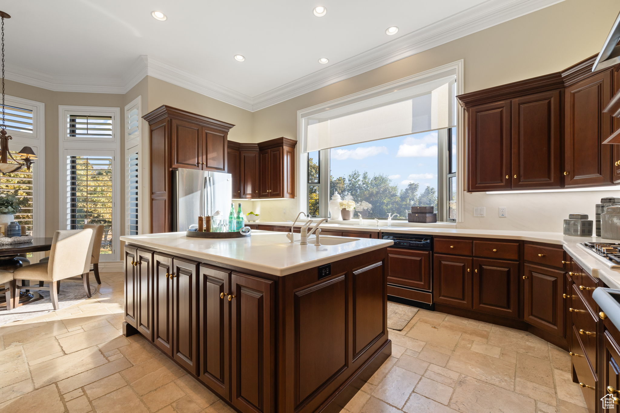 SHADOW VALLEY - Residential