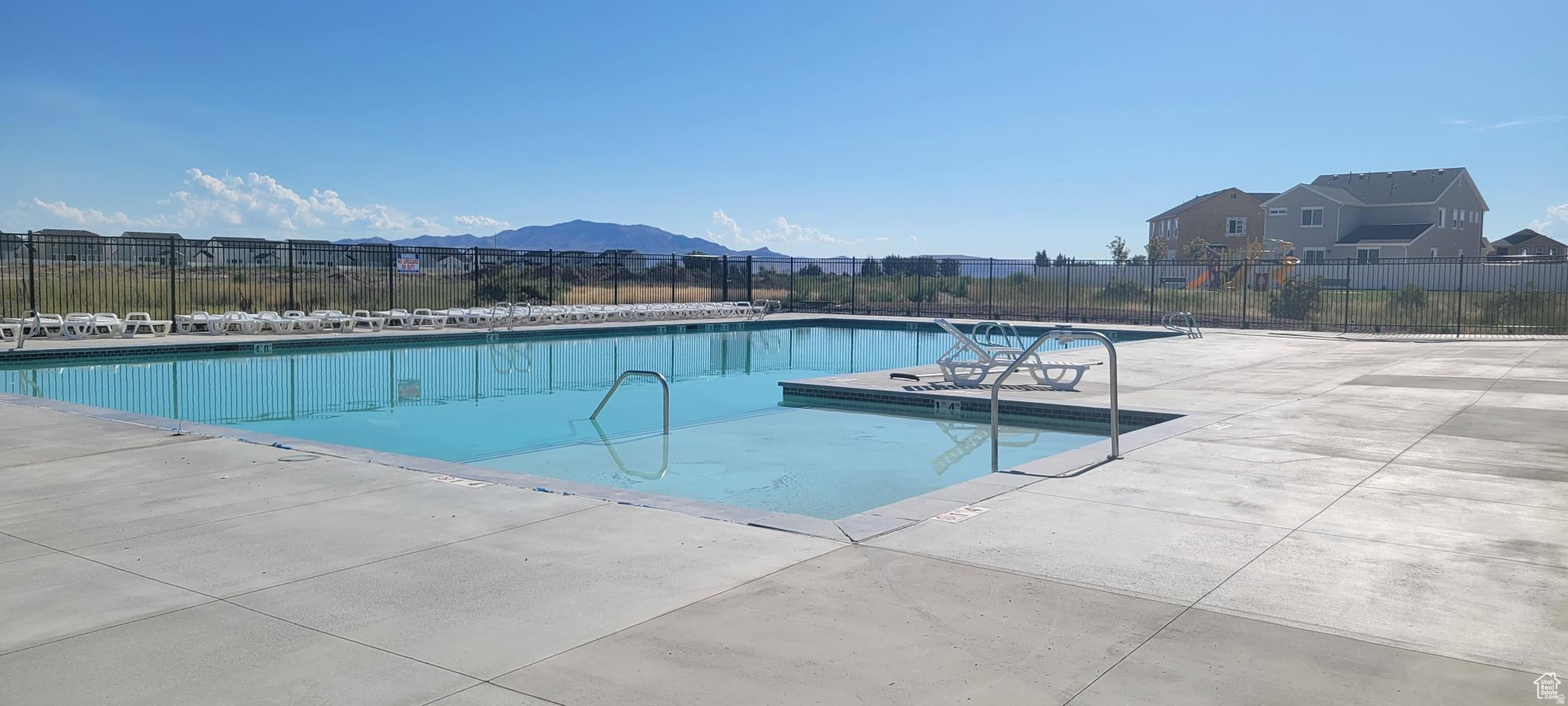 BAYVIEW AT SHORELINE - Residential