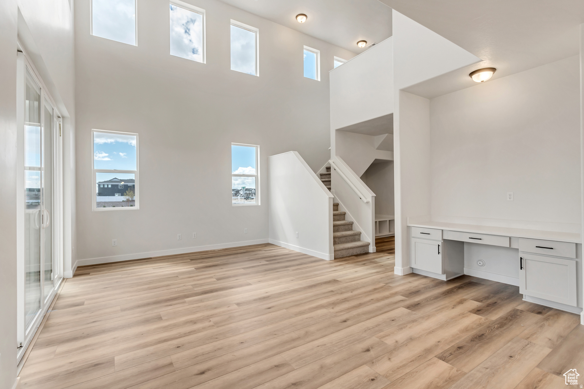 BAYVIEW AT SHORELINE - Residential