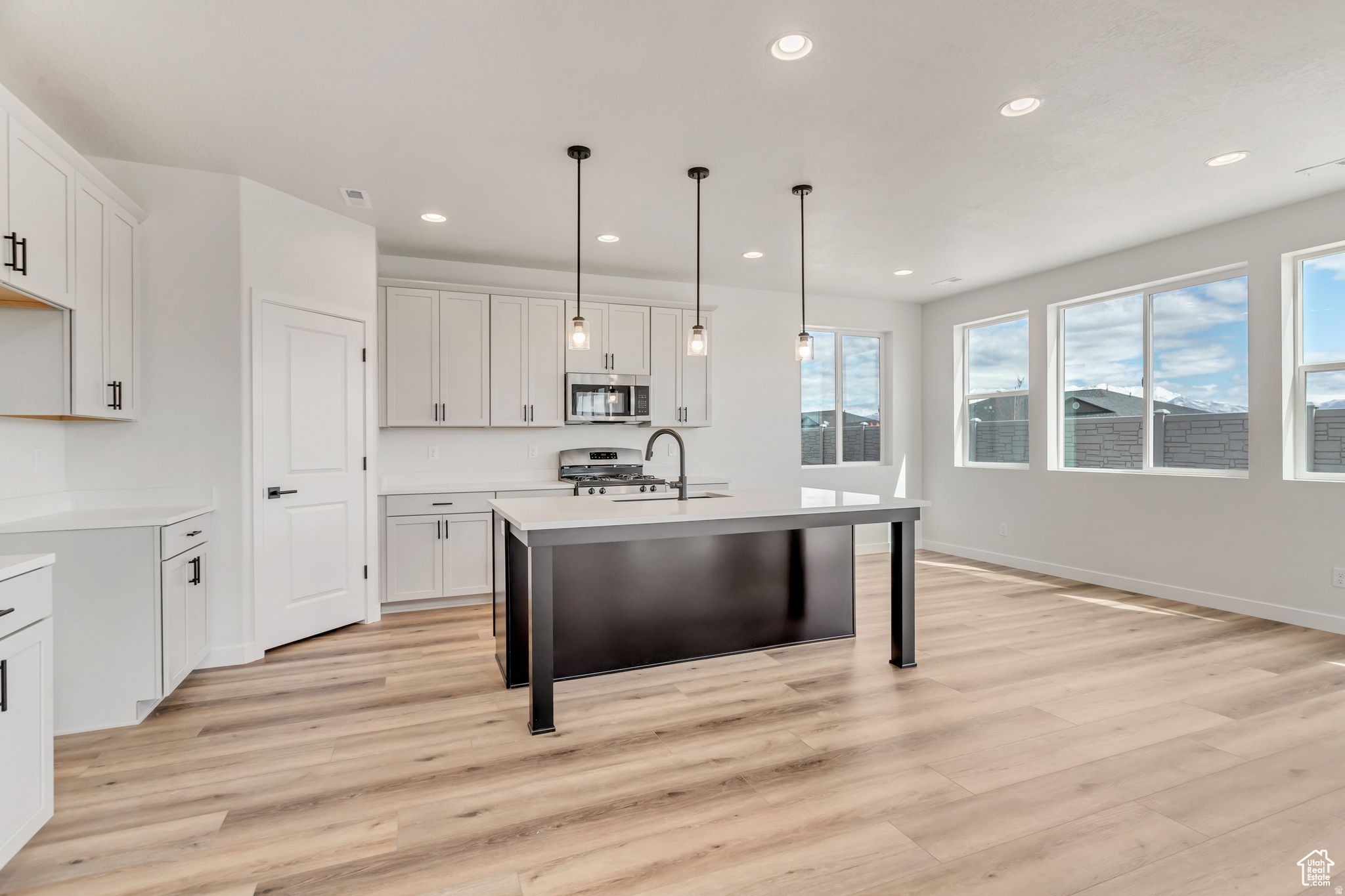 BAYVIEW AT SHORELINE - Residential