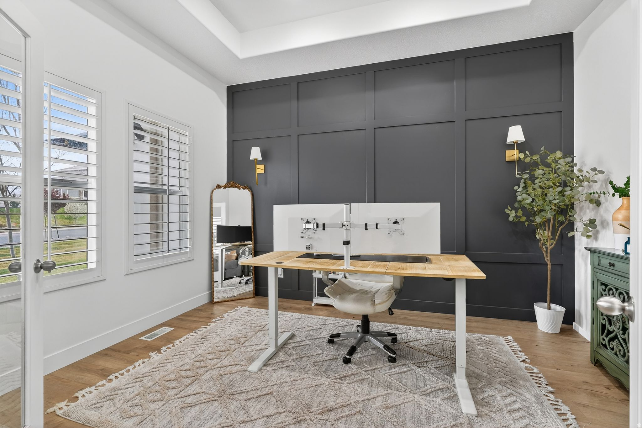 LAKE VIEW ESTATE - Residential