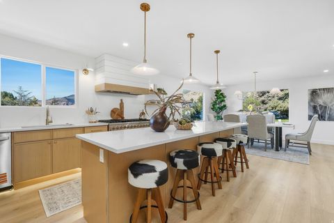 Photo of 3662 E OAKVIEW DR S, Millcreek, UT 84124 (MLS # 2130125)