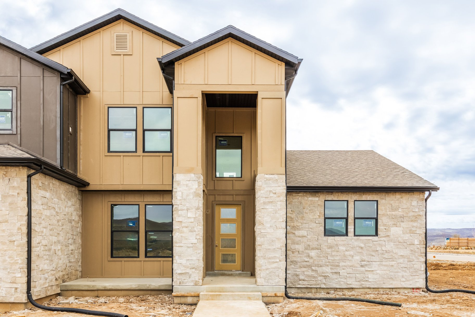 FRONTIER ACRES - Residential