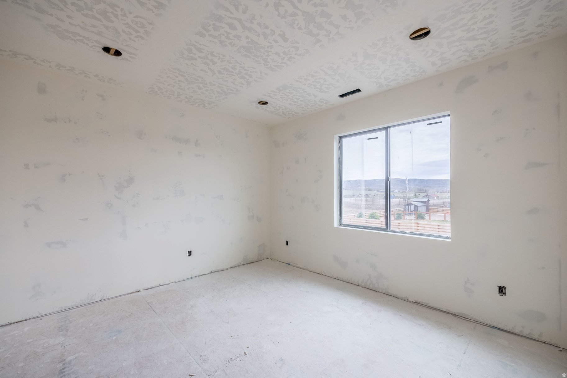 FRONTIER ACRES - Residential