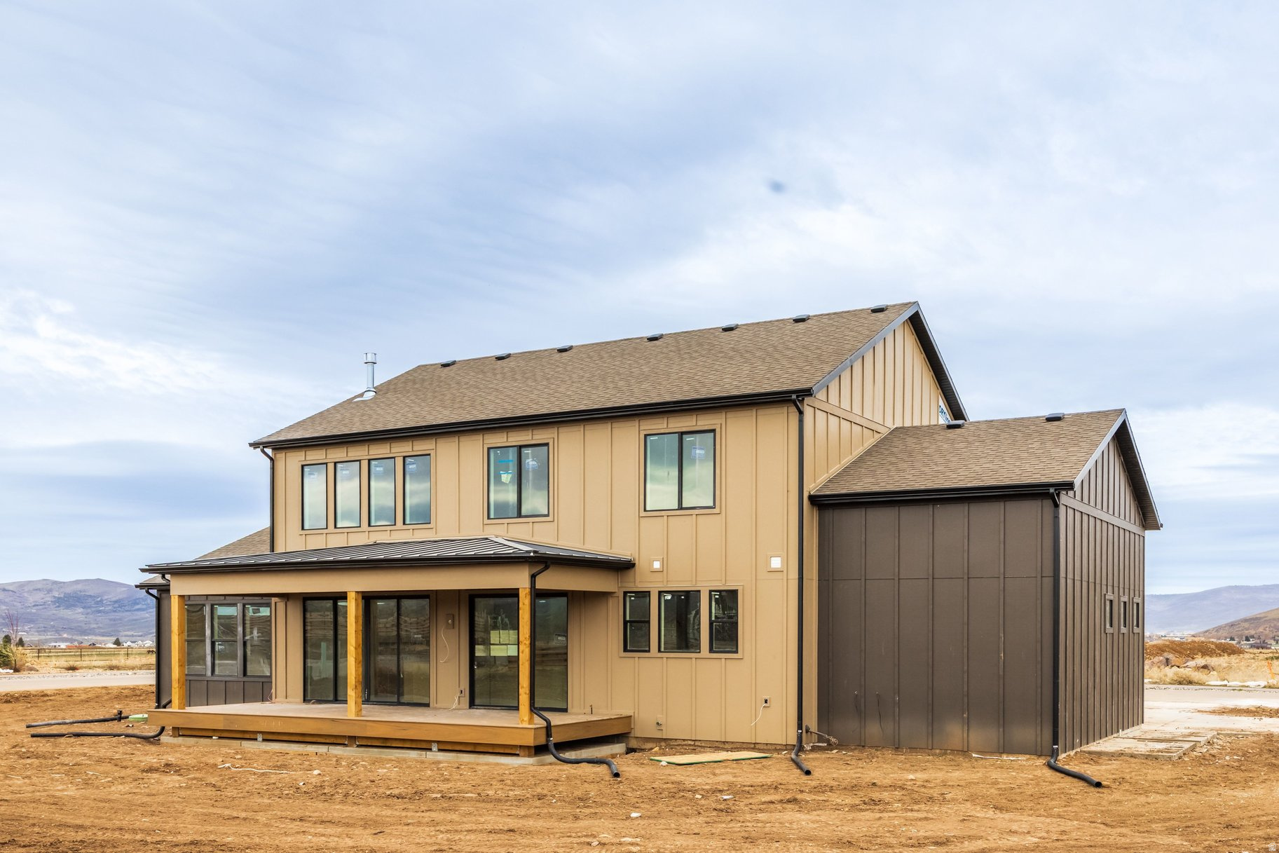 FRONTIER ACRES - Residential