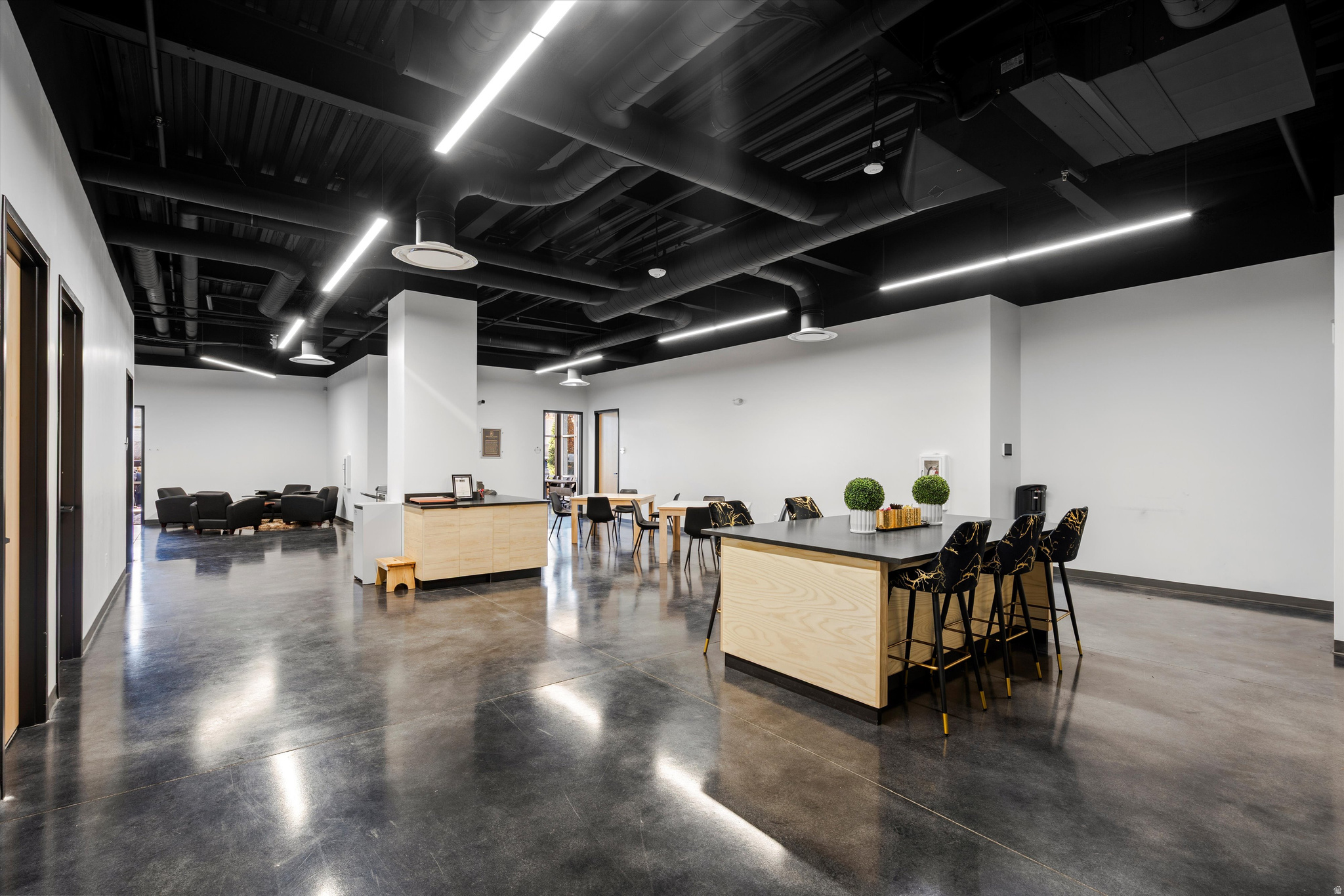 THE NORTH DISTRICT - Commercial Lease