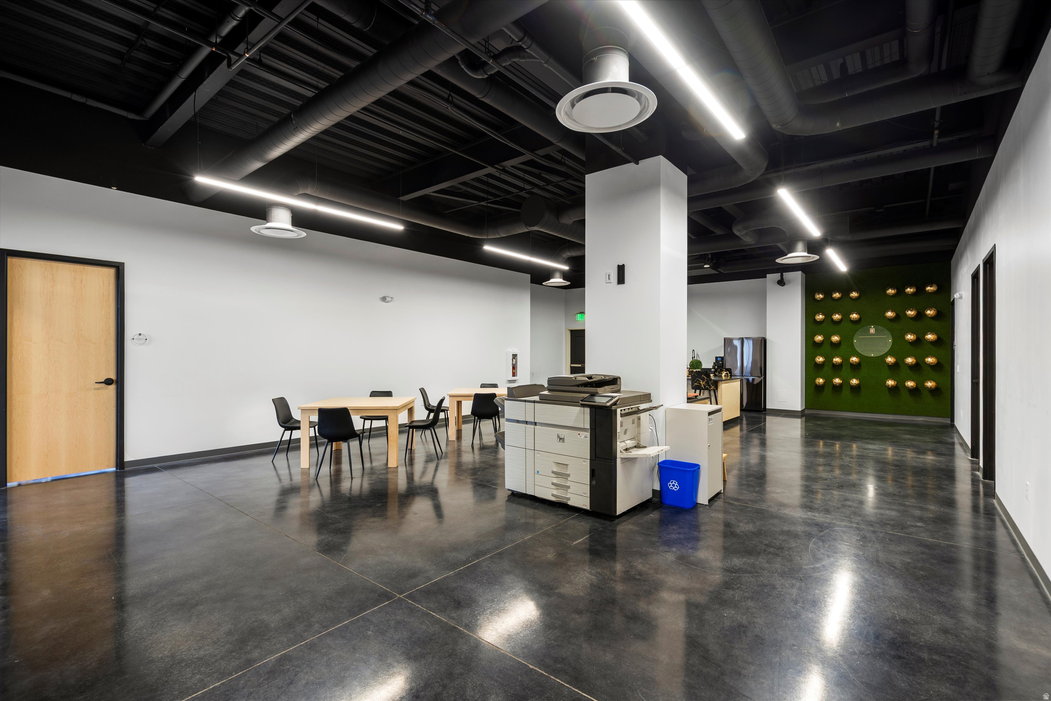 THE NORTH DISTRICT - Commercial Lease