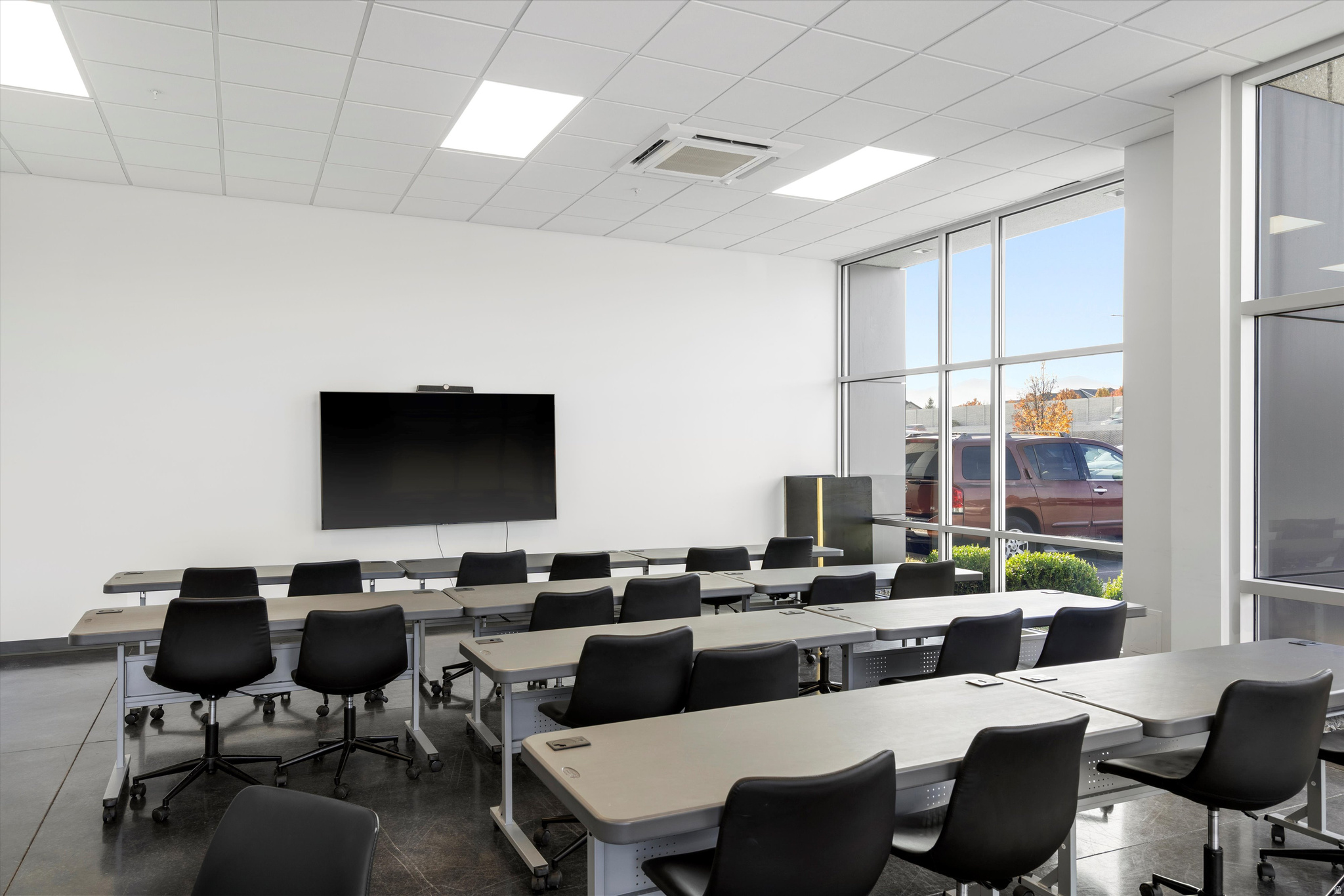 THE NORTH DISTRICT - Commercial Lease