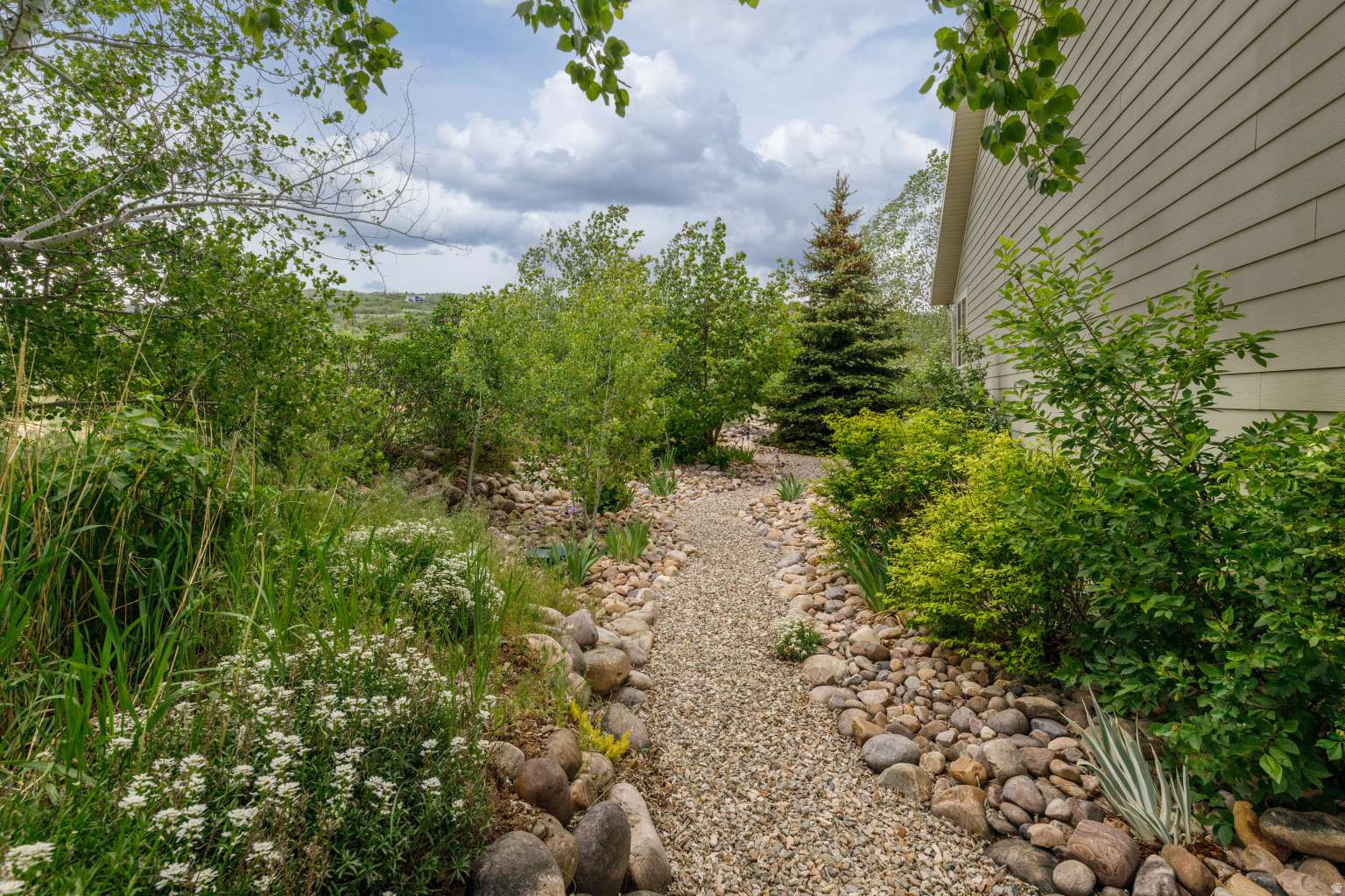 MONASTERY COVE - Residential