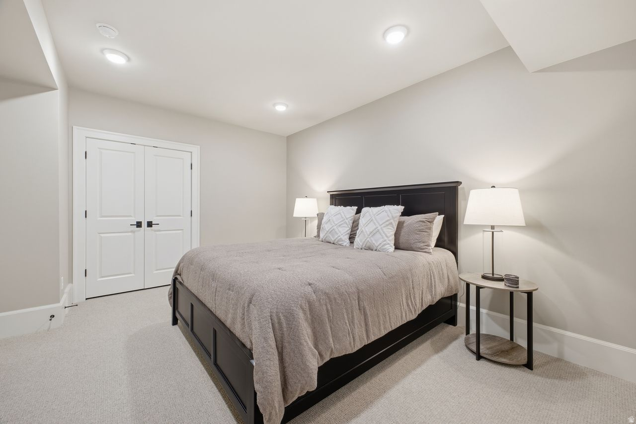 NEWBURY - Residential