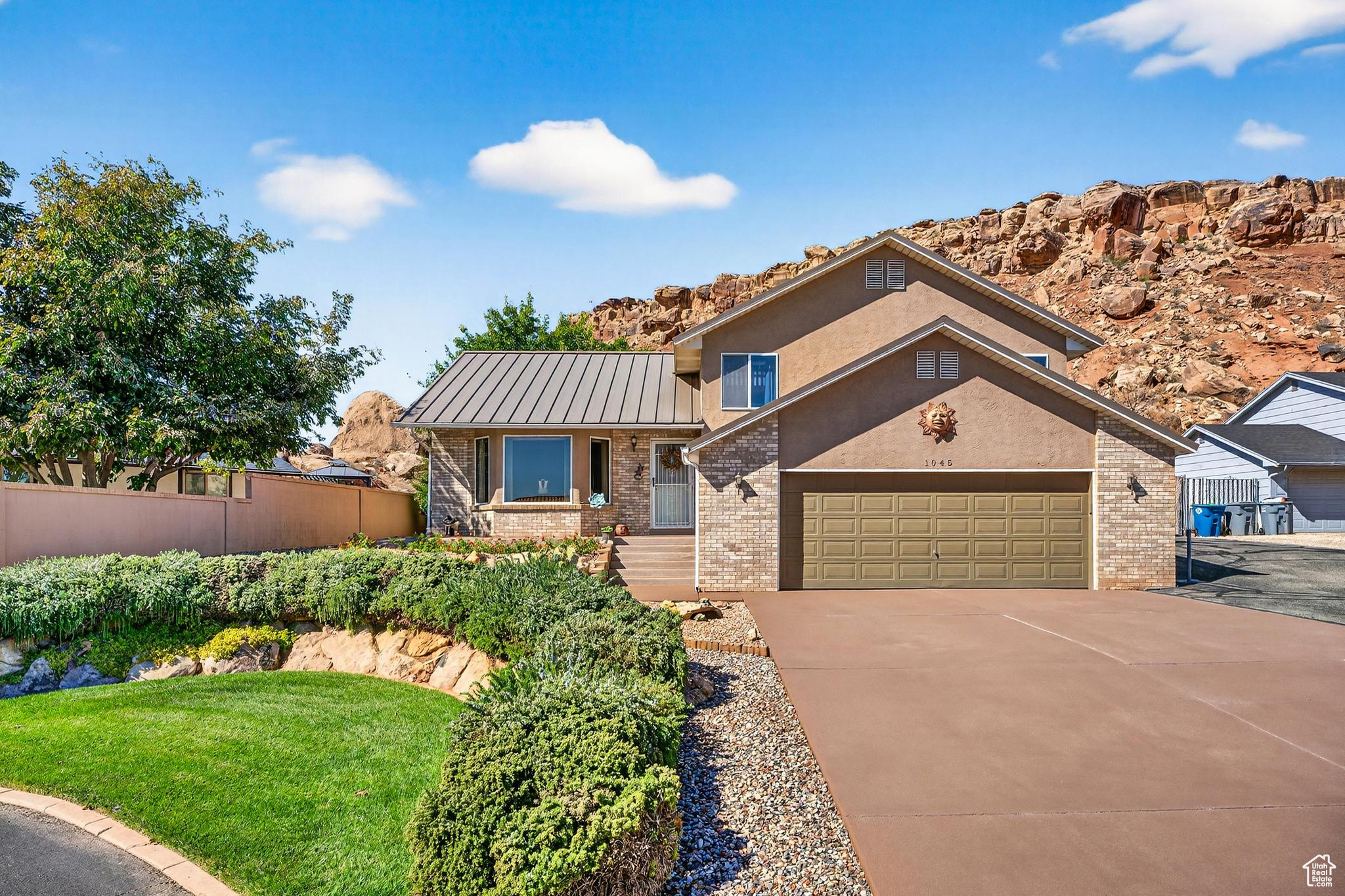 BLOOMINGTON HILLS 5A - Residential