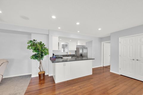 Tiny photo for 736 S DEER VIEW CIR, Fruit Heights, UT 84037 (MLS # 2148641)