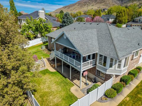 Tiny photo for 736 S DEER VIEW CIR, Fruit Heights, UT 84037 (MLS # 2148641)