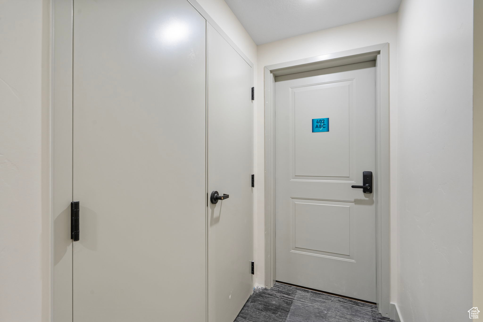 GARDEN CITY LAKE RESIDENCES - Residential