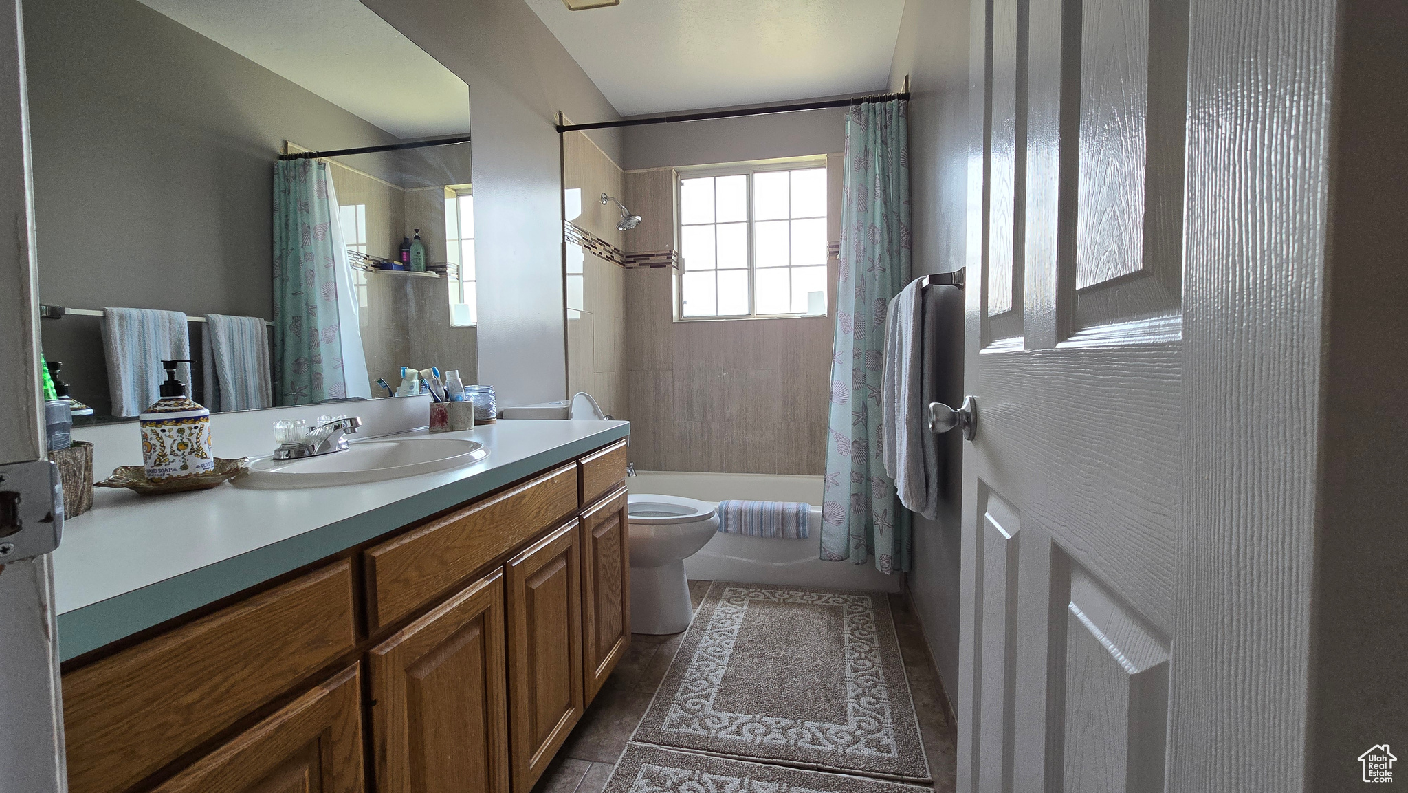 ROLLING OAKS - Residential
