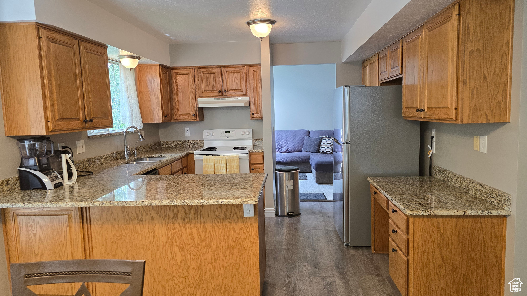 ROLLING OAKS - Residential