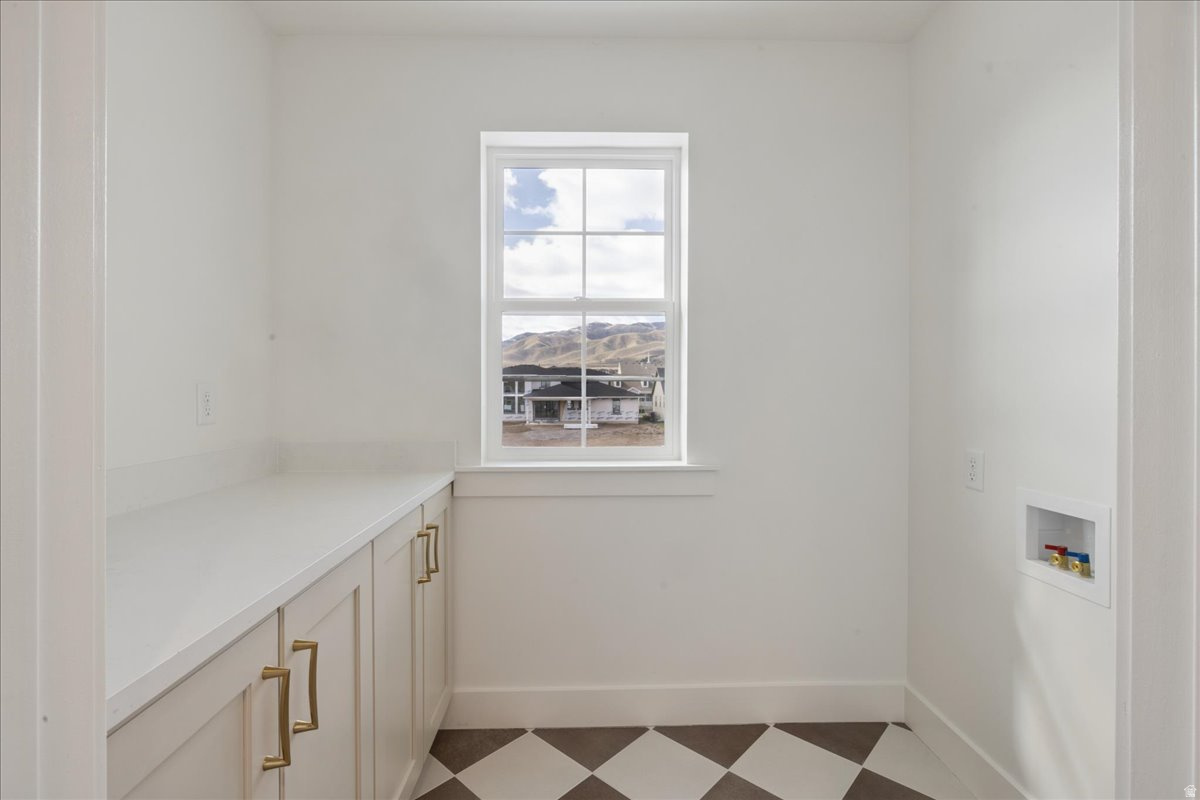 BEACON POINTE - Residential