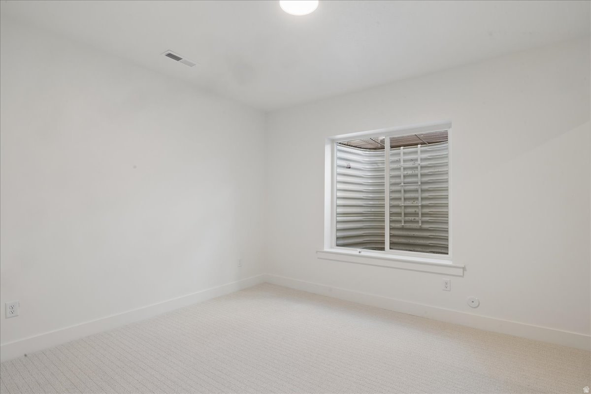 BEACON POINTE - Residential