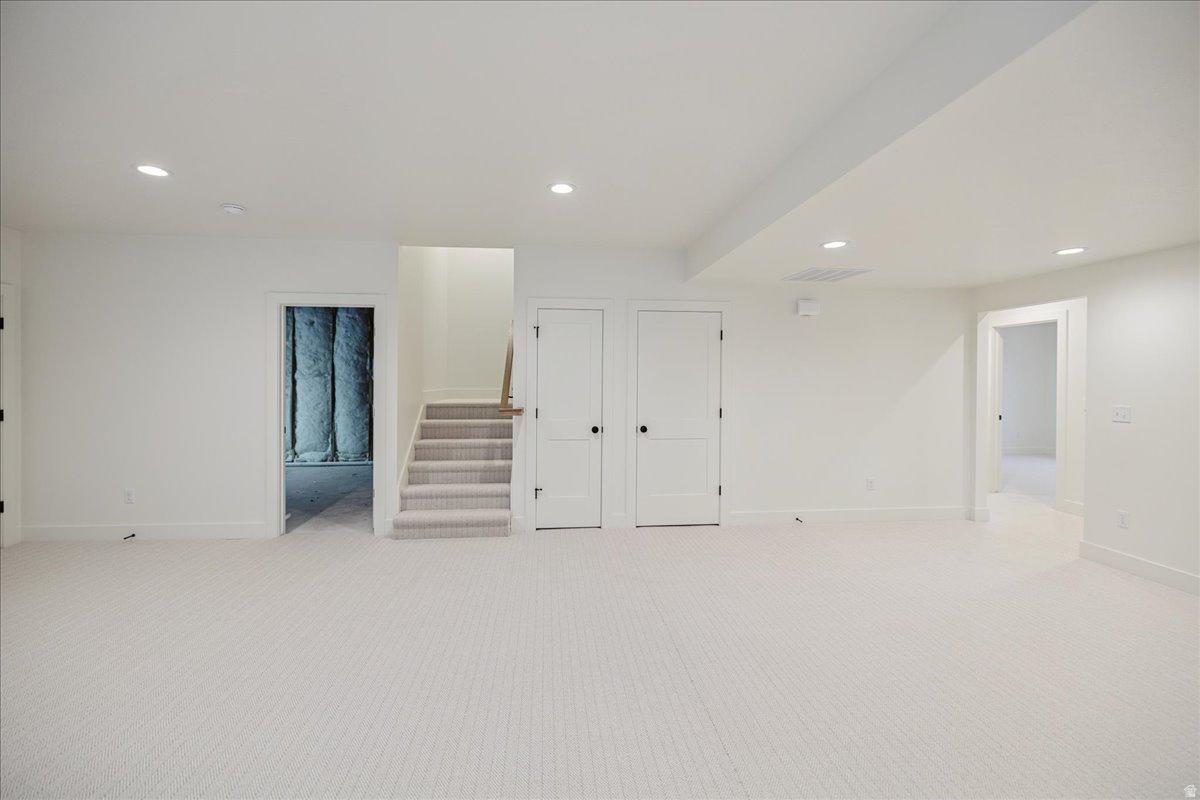 BEACON POINTE - Residential