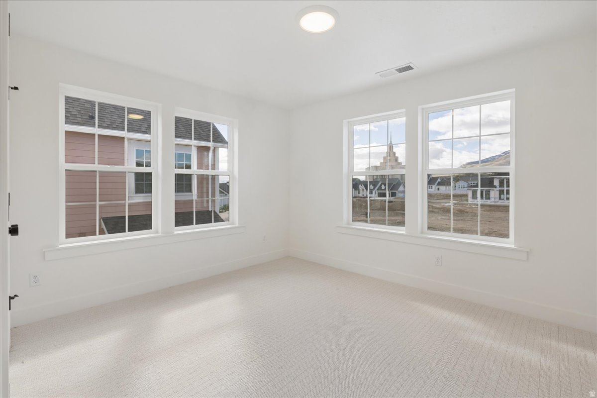 BEACON POINTE - Residential