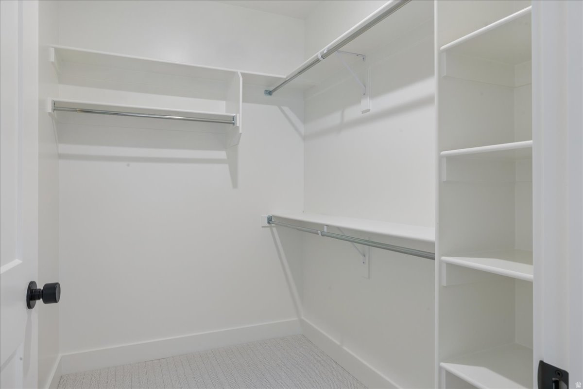 BEACON POINTE - Residential