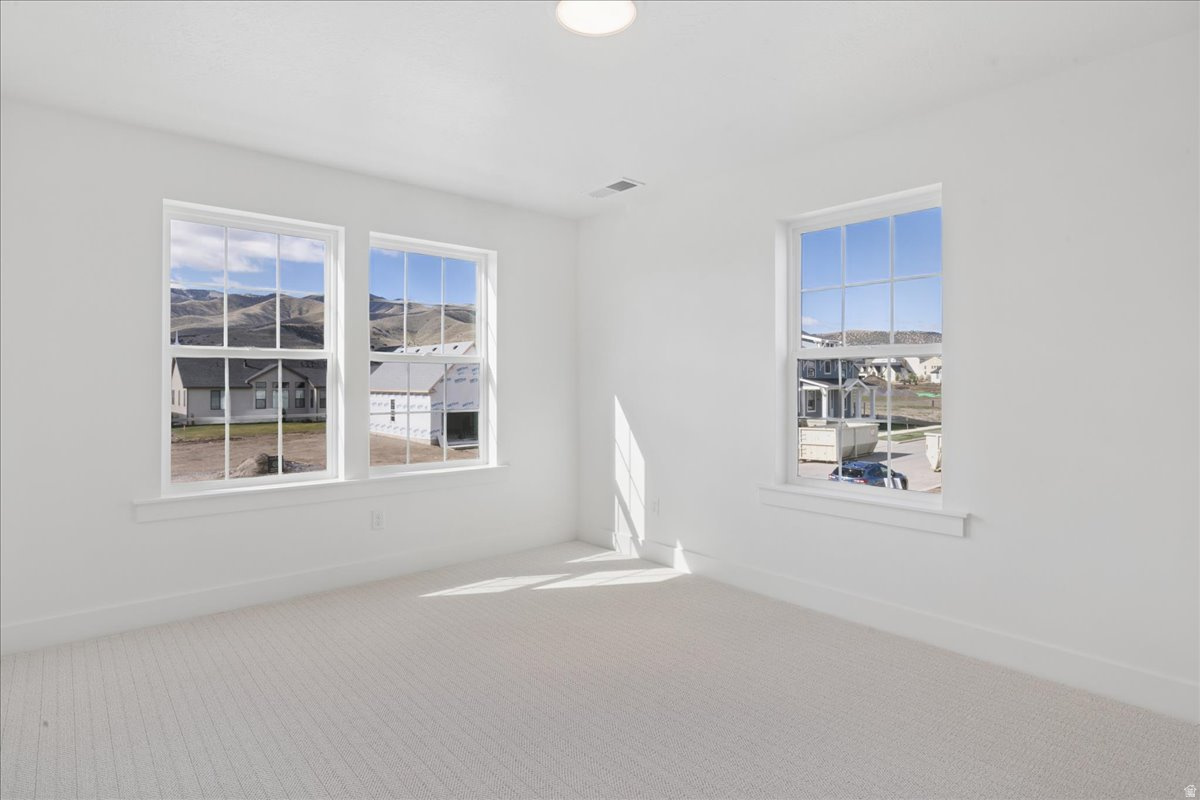 BEACON POINTE - Residential