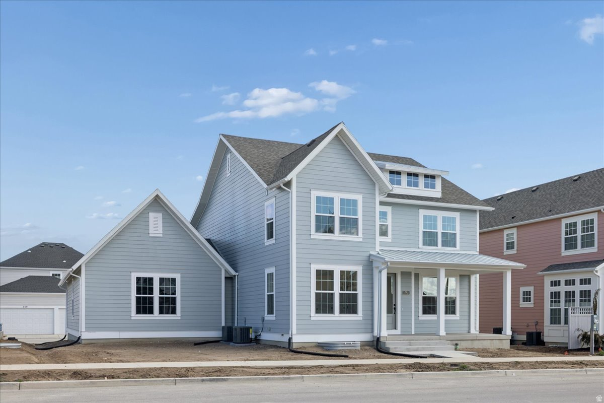 BEACON POINTE - Residential