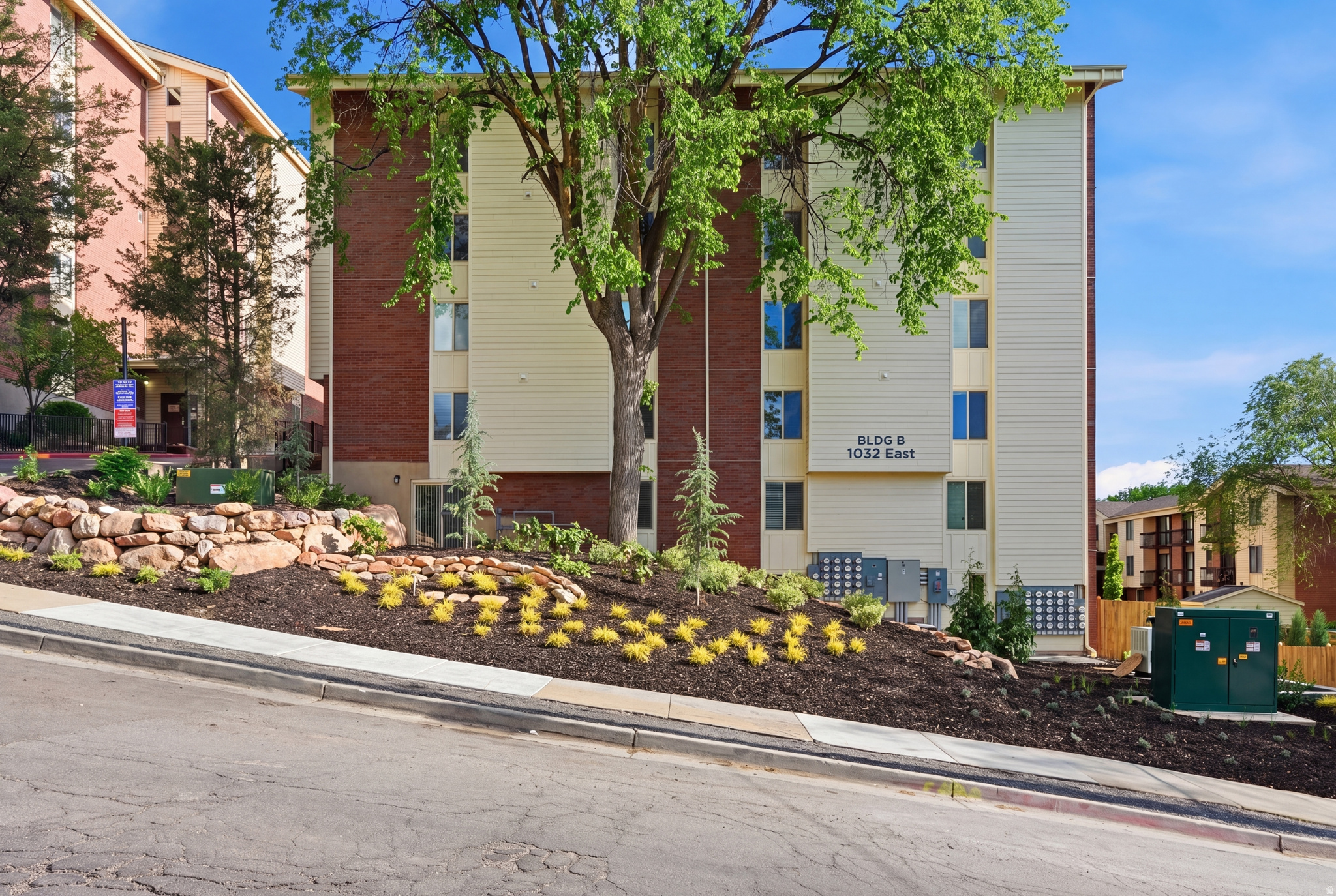 INCLINE TERRACE - Residential