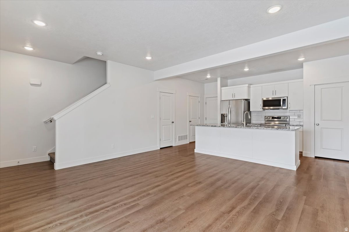 ELK MOUNTAIN - Residential