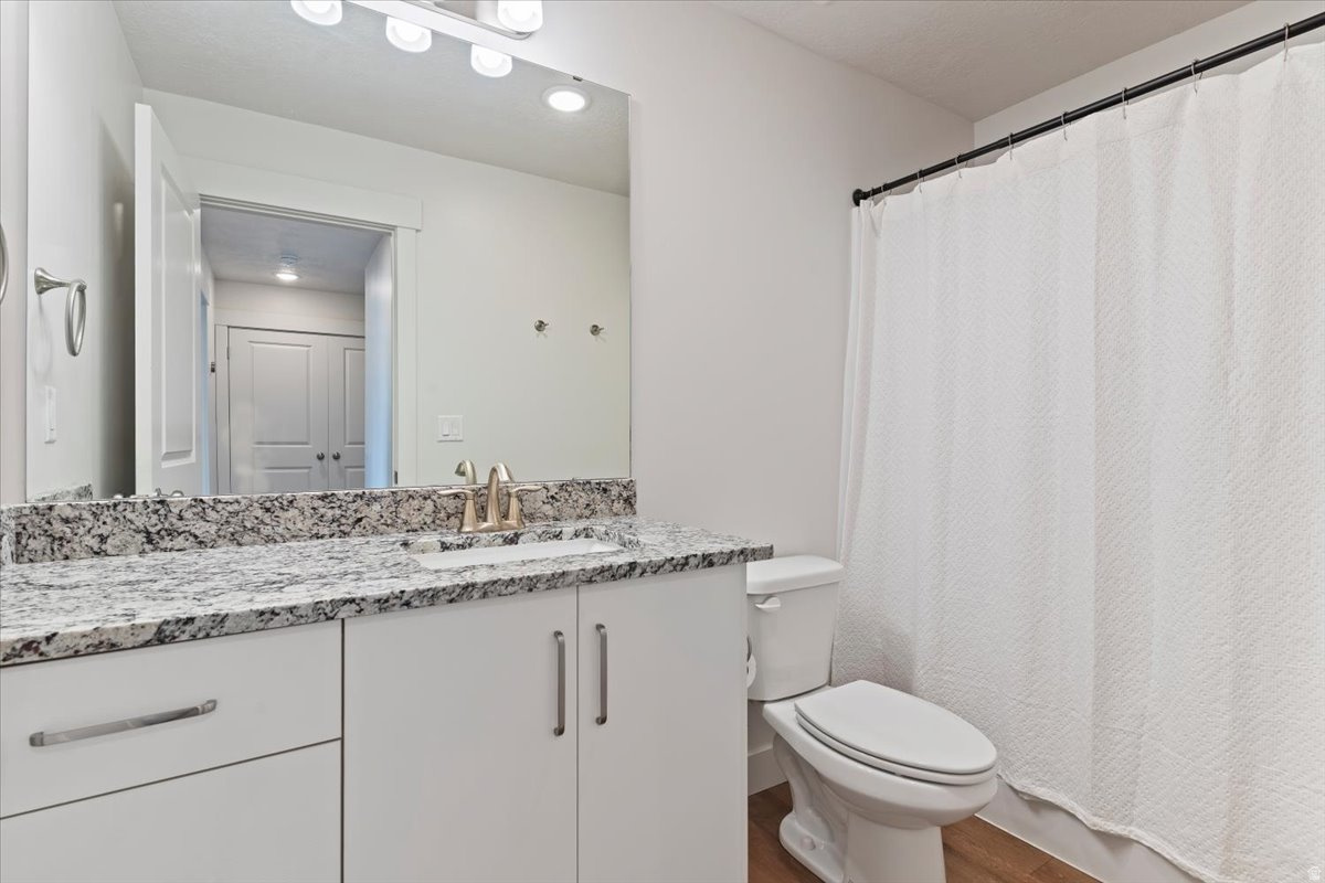 ELK MOUNTAIN - Residential