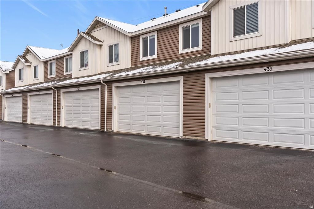 Photo of 433 S 1580 E, Hyrum, UT 84319 (MLS # 2141489)