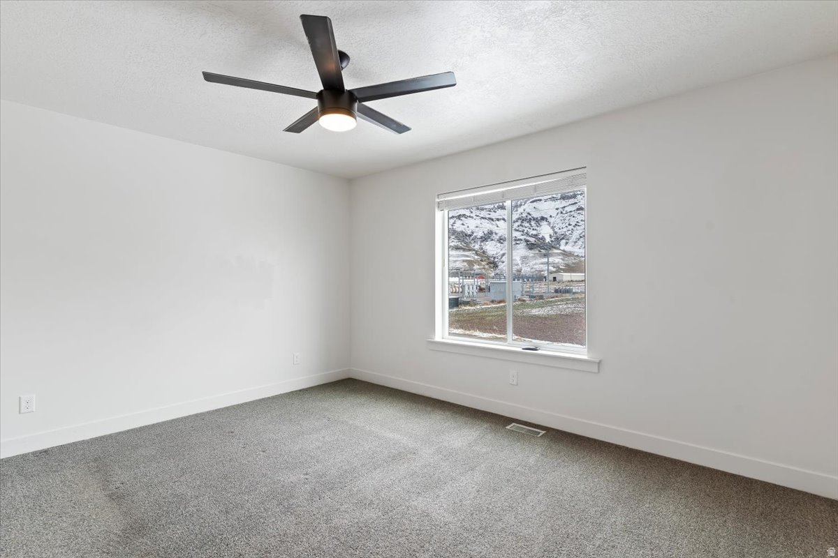 ELK MOUNTAIN - Residential