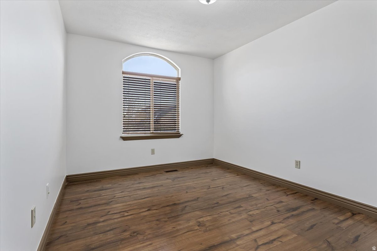 EAGLE MOUNTAIN - Residential