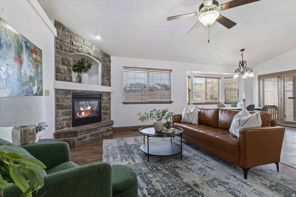 EAGLE MOUNTAIN - Residential