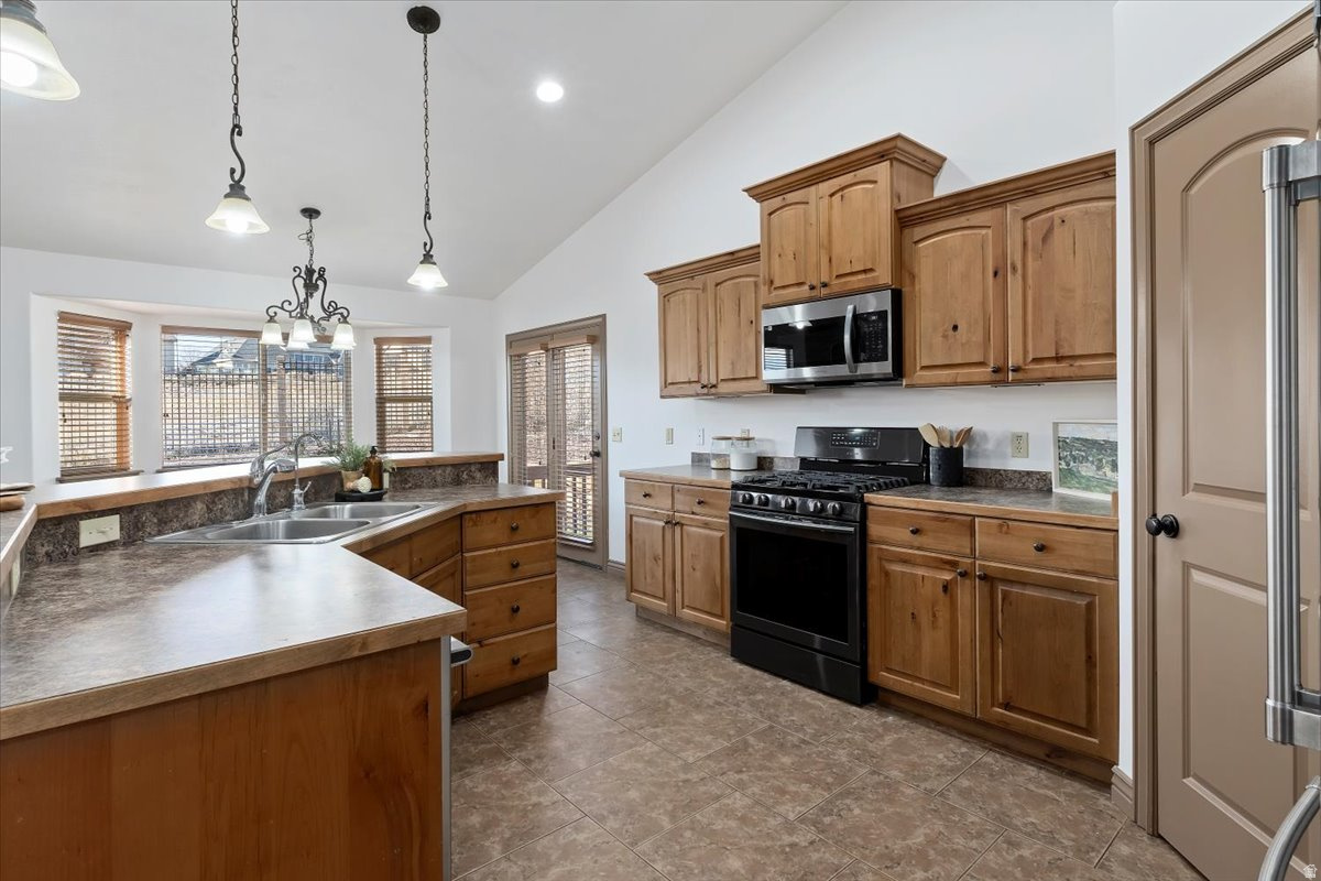 EAGLE MOUNTAIN - Residential