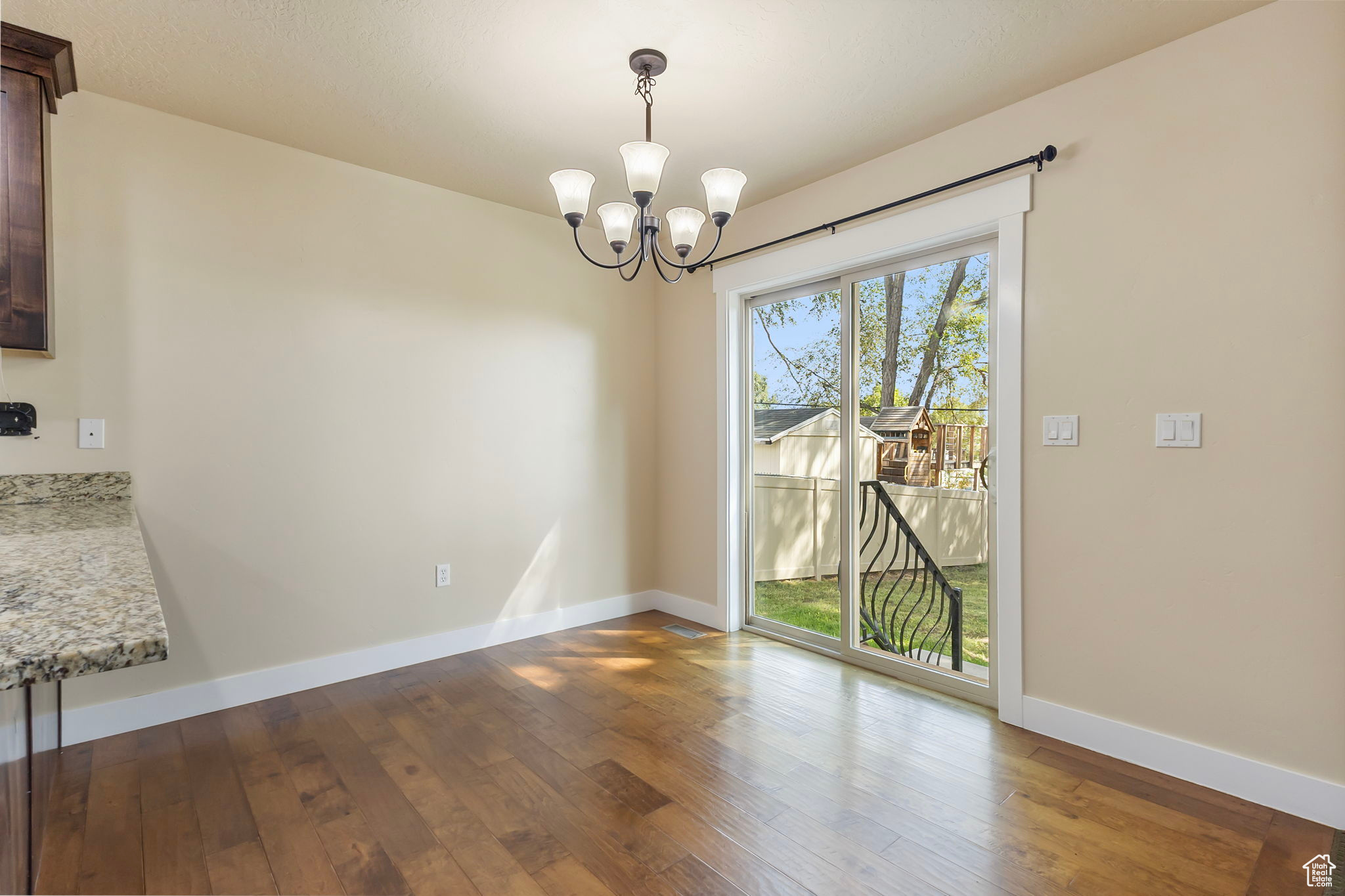 CORAL COVE - Residential