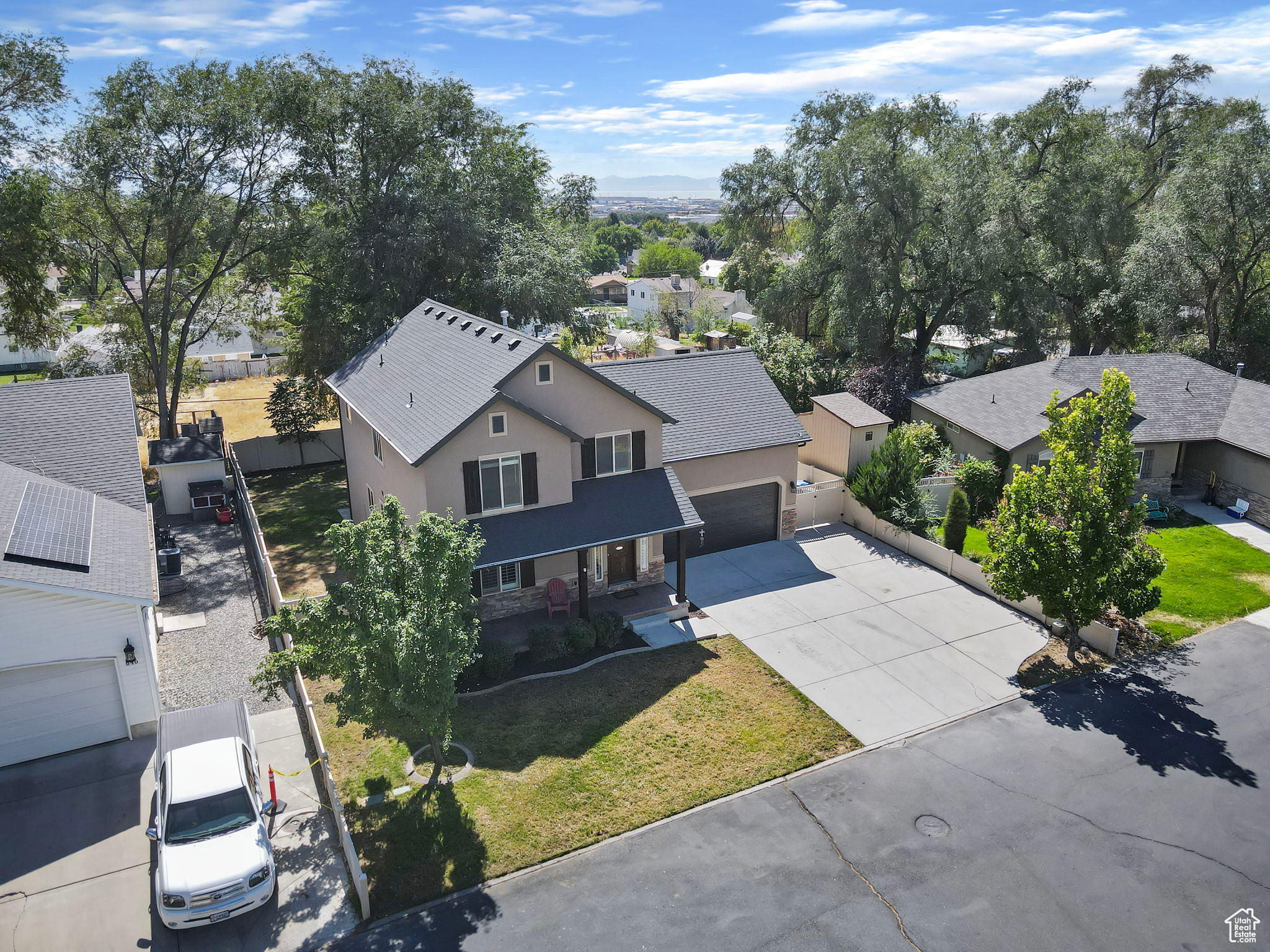 CORAL COVE - Residential