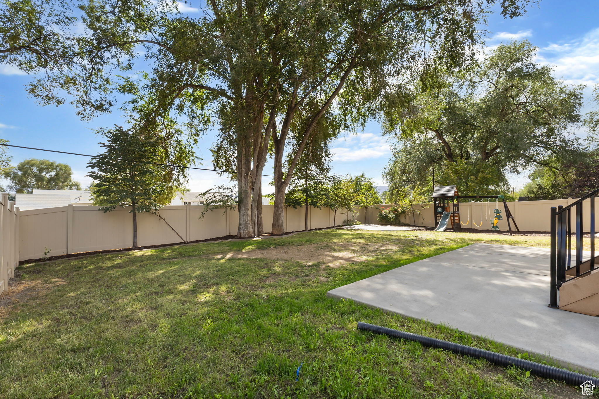 CORAL COVE - Residential