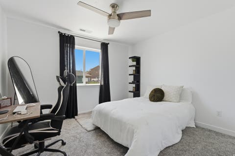 Tiny photo for 21 W SWAINSON AVE, Saratoga Springs, UT 84045 (MLS # 2157910)