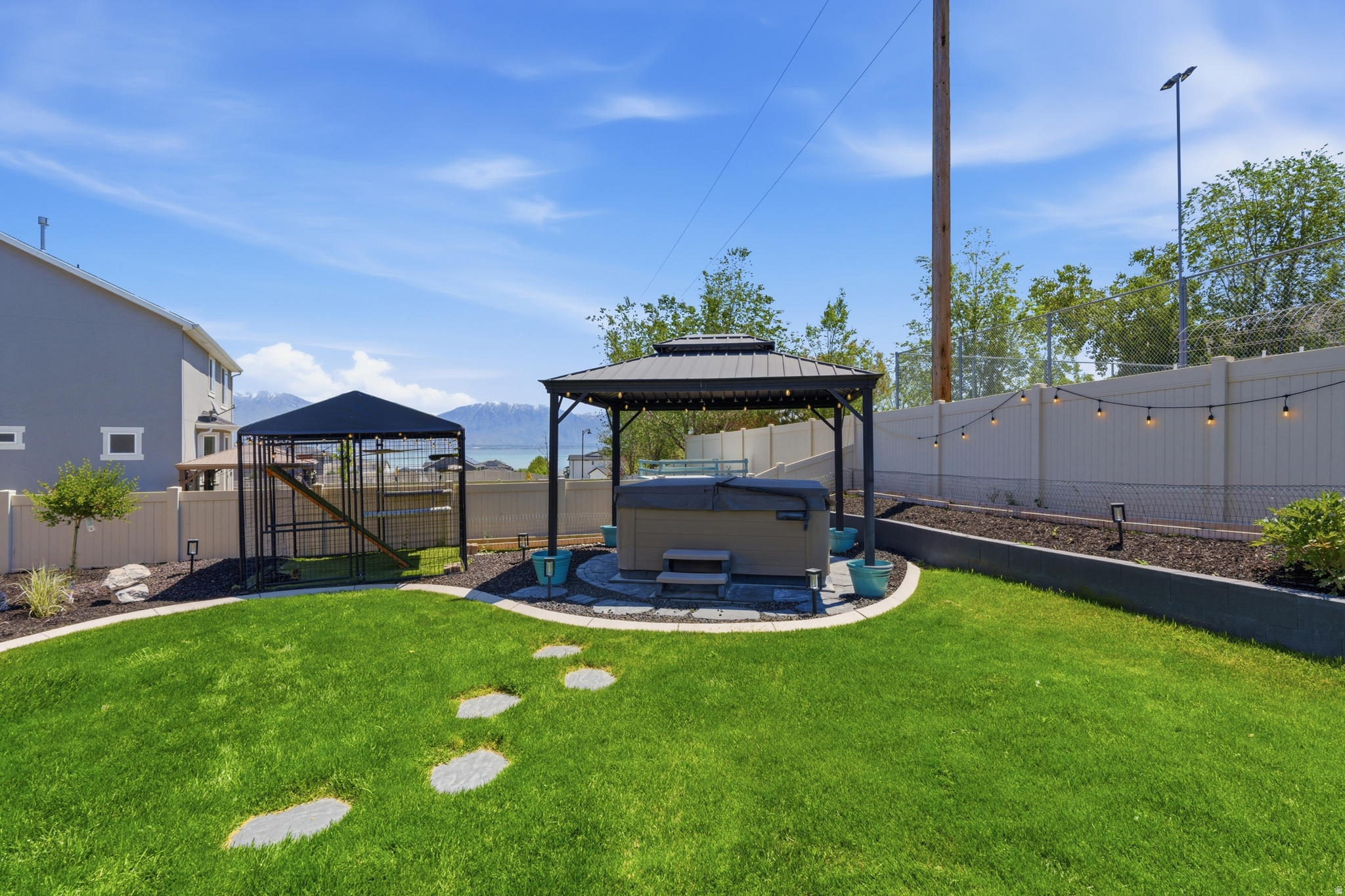 HERON HILLS - Residential