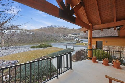Tiny photo for 605 N LOAFER CANYON RD, Elk Ridge, UT 84651 (MLS # 2140804)