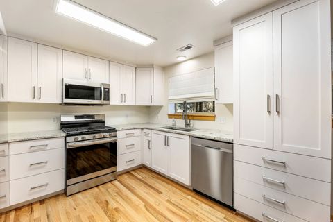 Tiny photo for 605 N LOAFER CANYON RD, Elk Ridge, UT 84651 (MLS # 2140804)