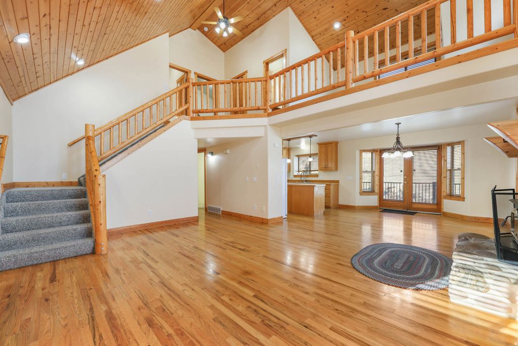 Photo of 605 N LOAFER CANYON RD, Elk Ridge, UT 84651 (MLS # 2140804)