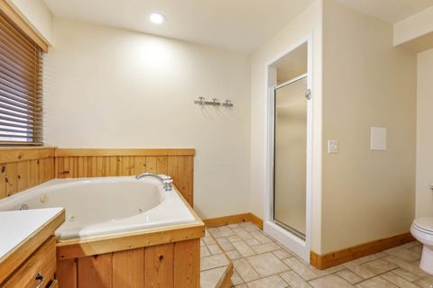 Tiny photo for 605 N LOAFER CANYON RD, Elk Ridge, UT 84651 (MLS # 2140804)