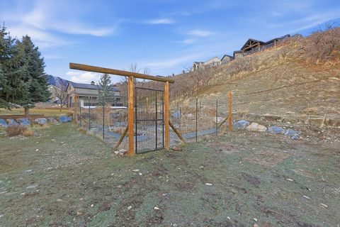 Tiny photo for 605 N LOAFER CANYON RD, Elk Ridge, UT 84651 (MLS # 2140804)