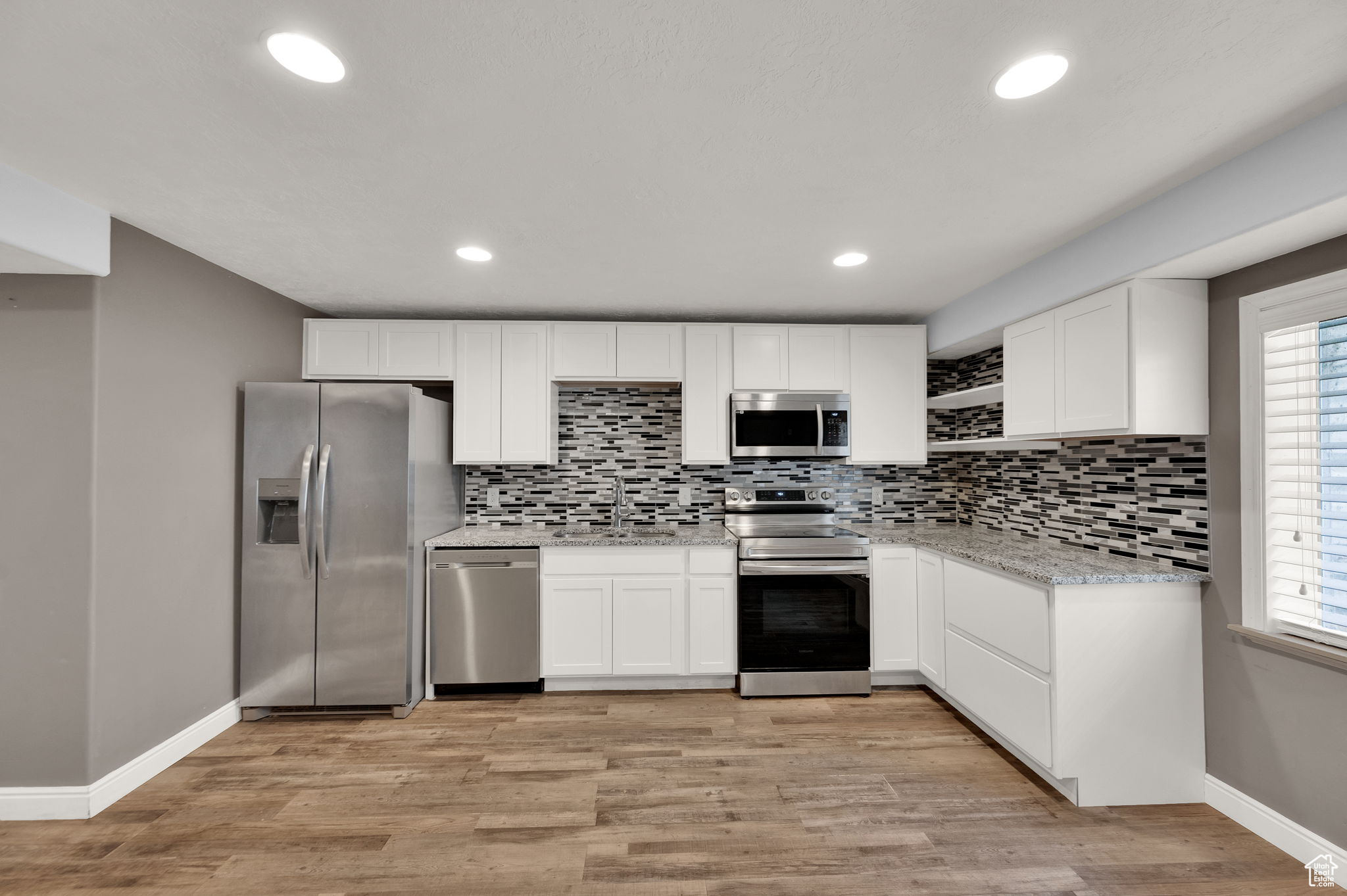 Lehi, Utah 84043, United States, 7 Bedrooms Bedrooms, ,4 BathroomsBathrooms,Residential,Active,108696